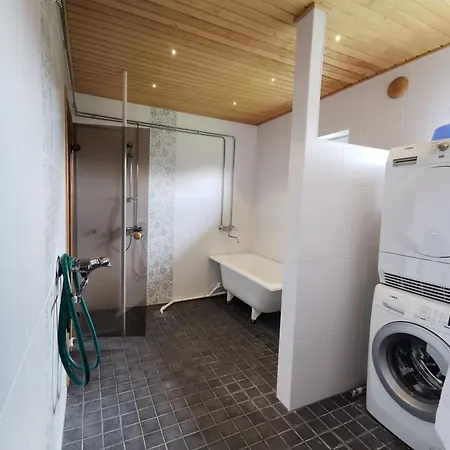 Anttoninvahe 7 130m2 With Garden And Sauna Etc Apartment