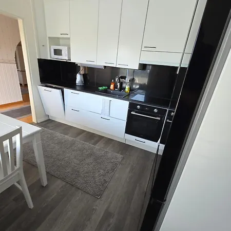 Anttoninvahe 7 130m2 With Garden And Sauna Etc *